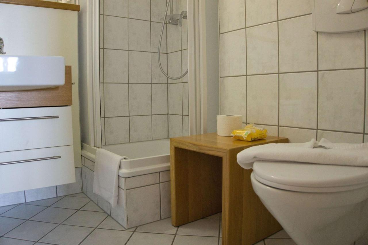 Fewo Mit Meerblick, Gratis Nutzung Vom Ahoi Erlebnisbad Und Sauna In Sellin - Haus Blick Zur See Fewo 11 Goehren  Ngoại thất bức ảnh